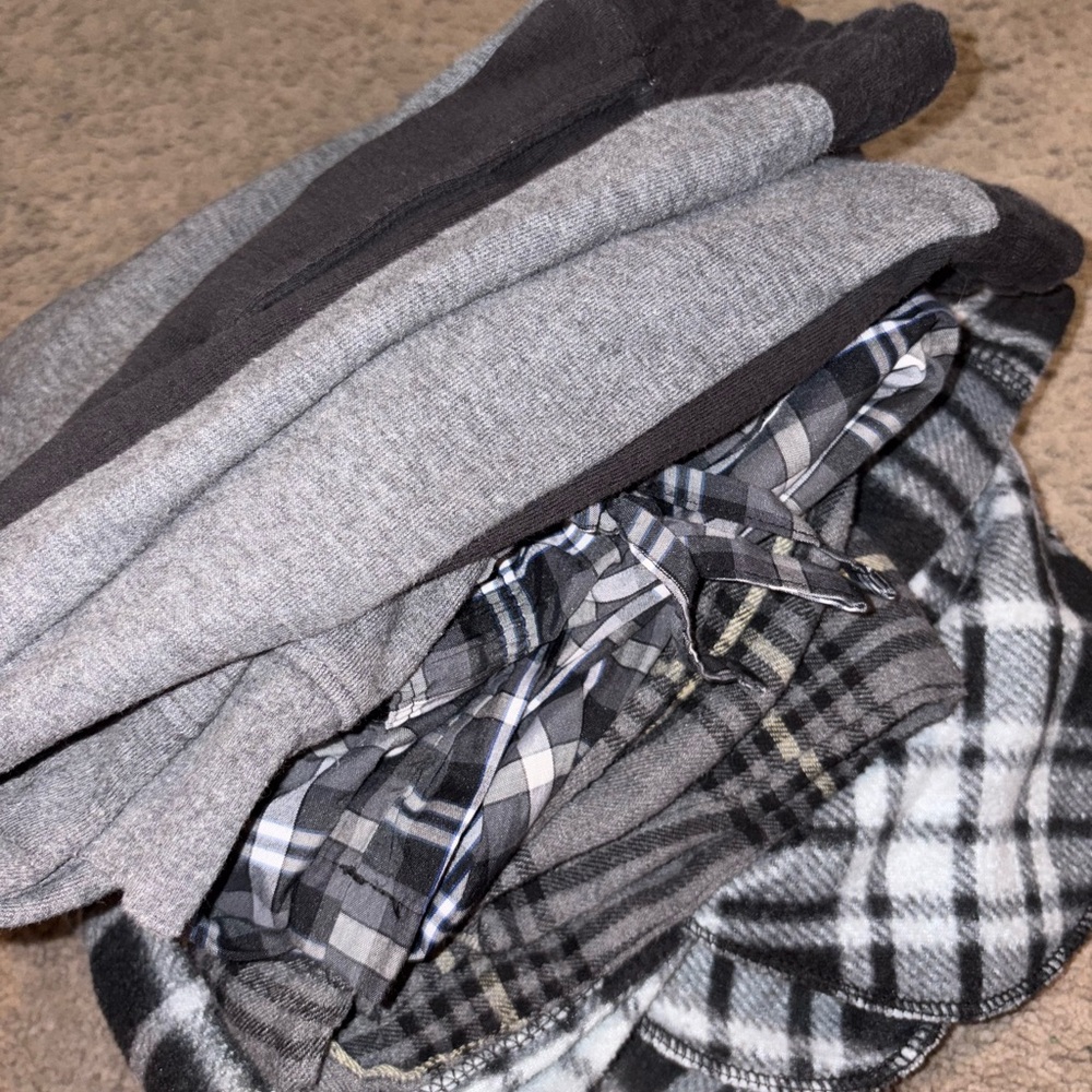 Men's Gray and Black Sleepwear bundle, all fit super well some tighter some loos